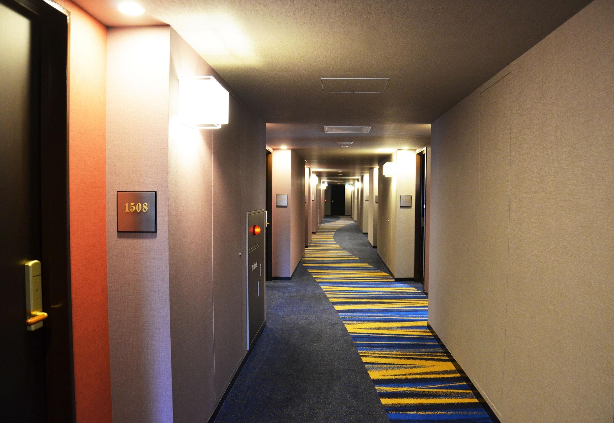 Hotel Metropolitan Edmont Токио Екстериор снимка