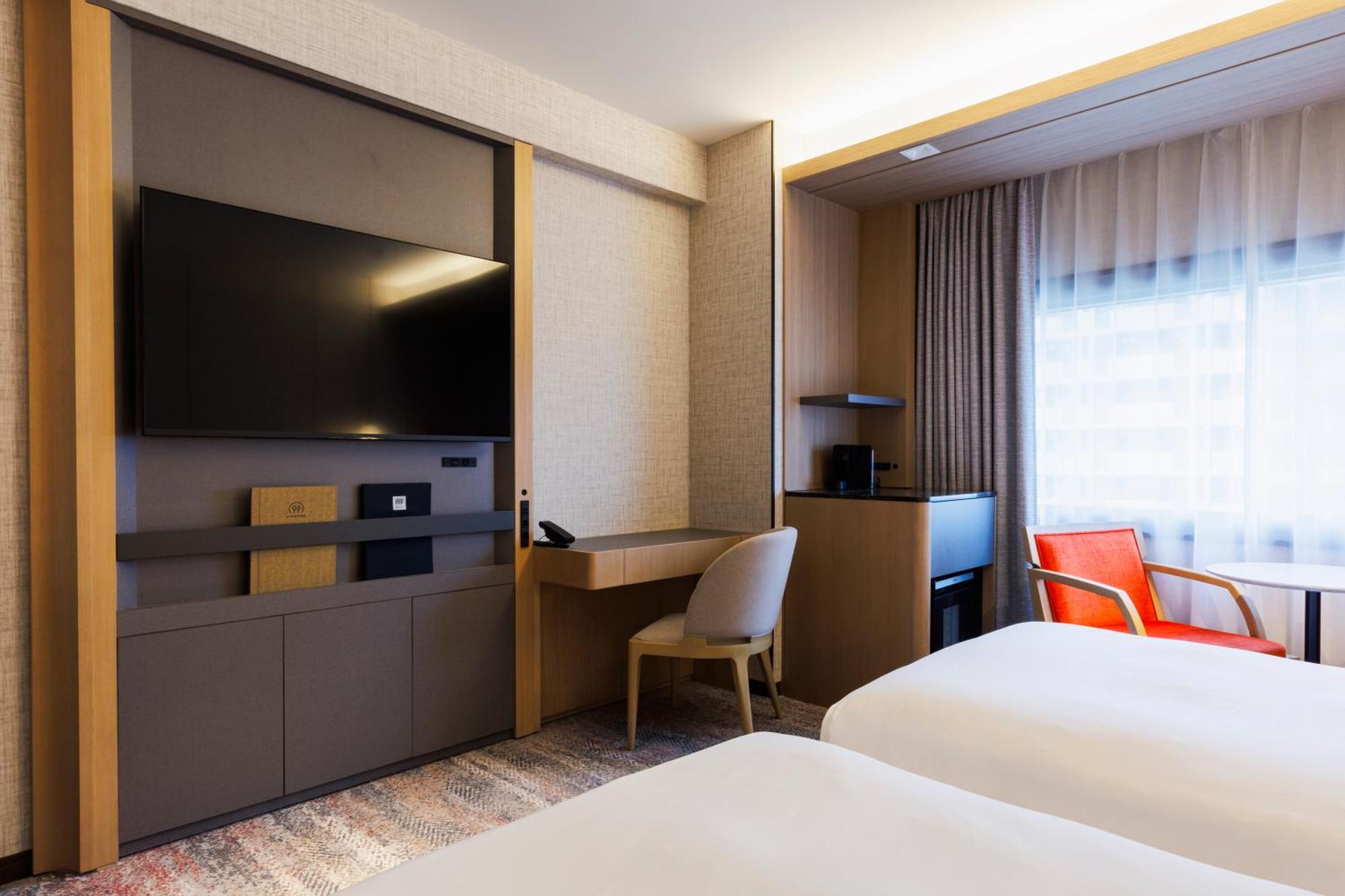 Hotel Metropolitan Edmont Токио Екстериор снимка