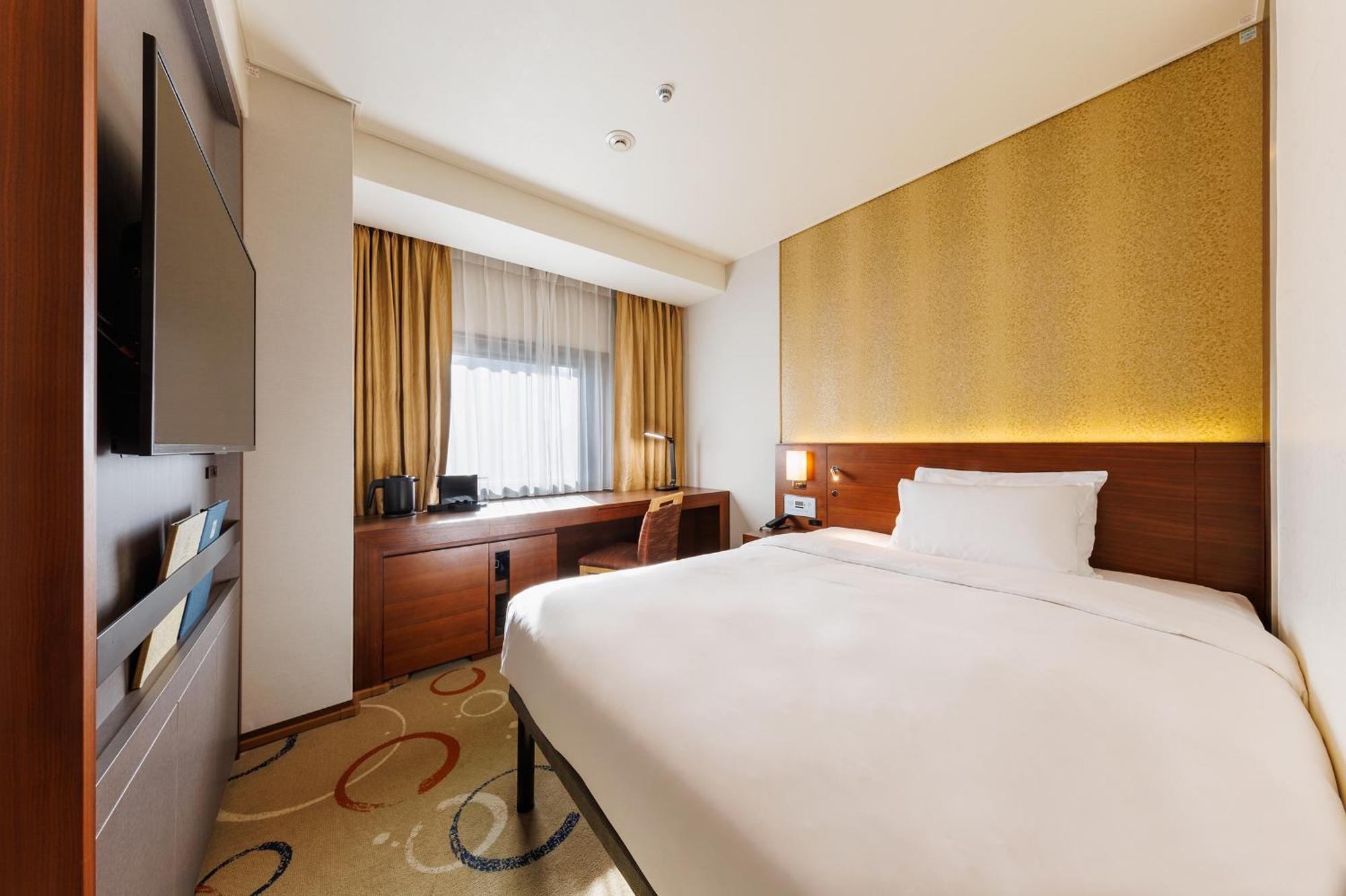 Hotel Metropolitan Edmont Токио Екстериор снимка