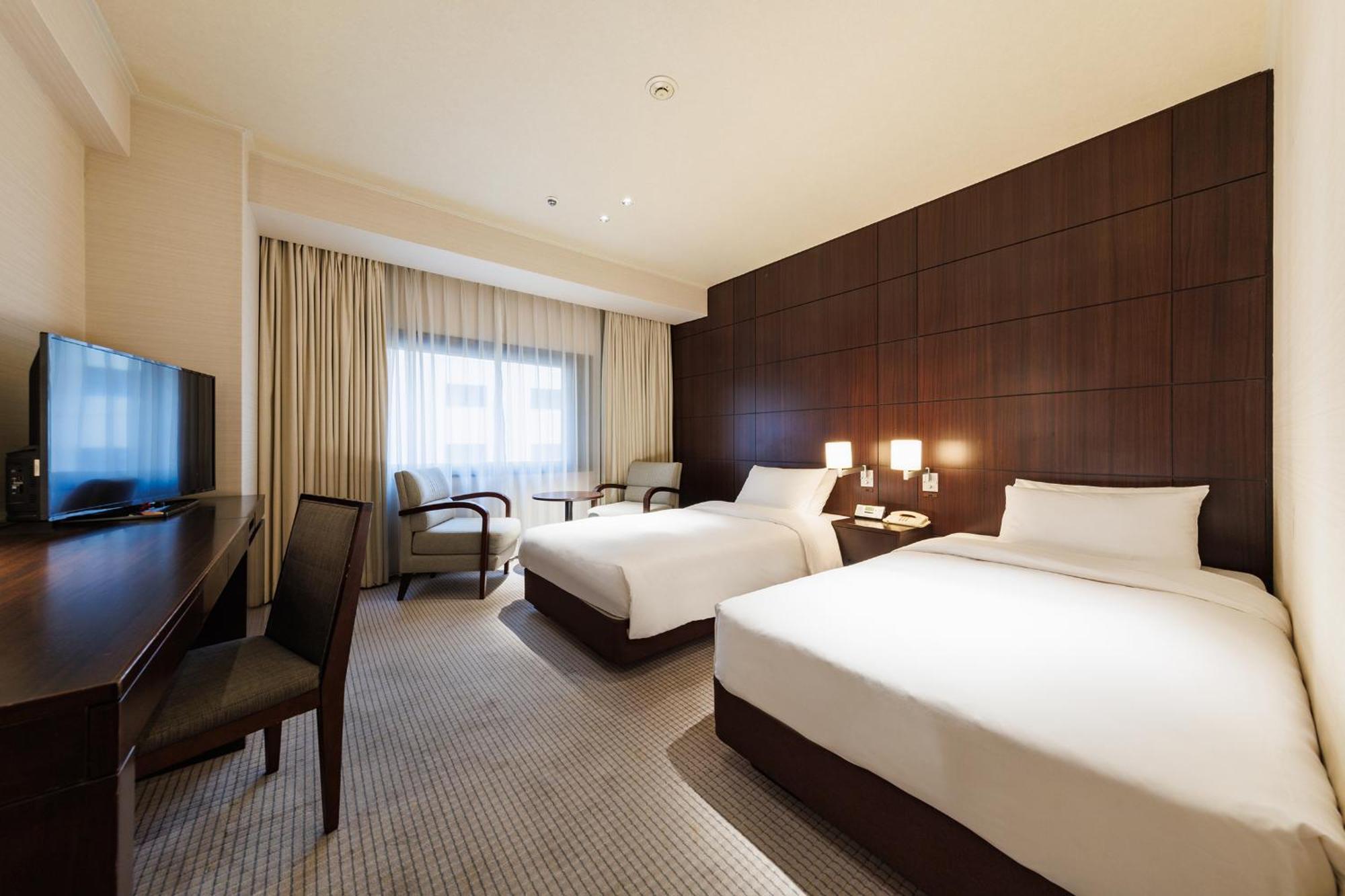 Hotel Metropolitan Edmont Токио Екстериор снимка